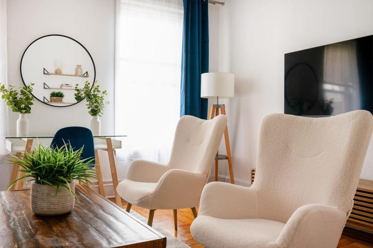 61-2a Large 1br In Upper East Side Nueva York
